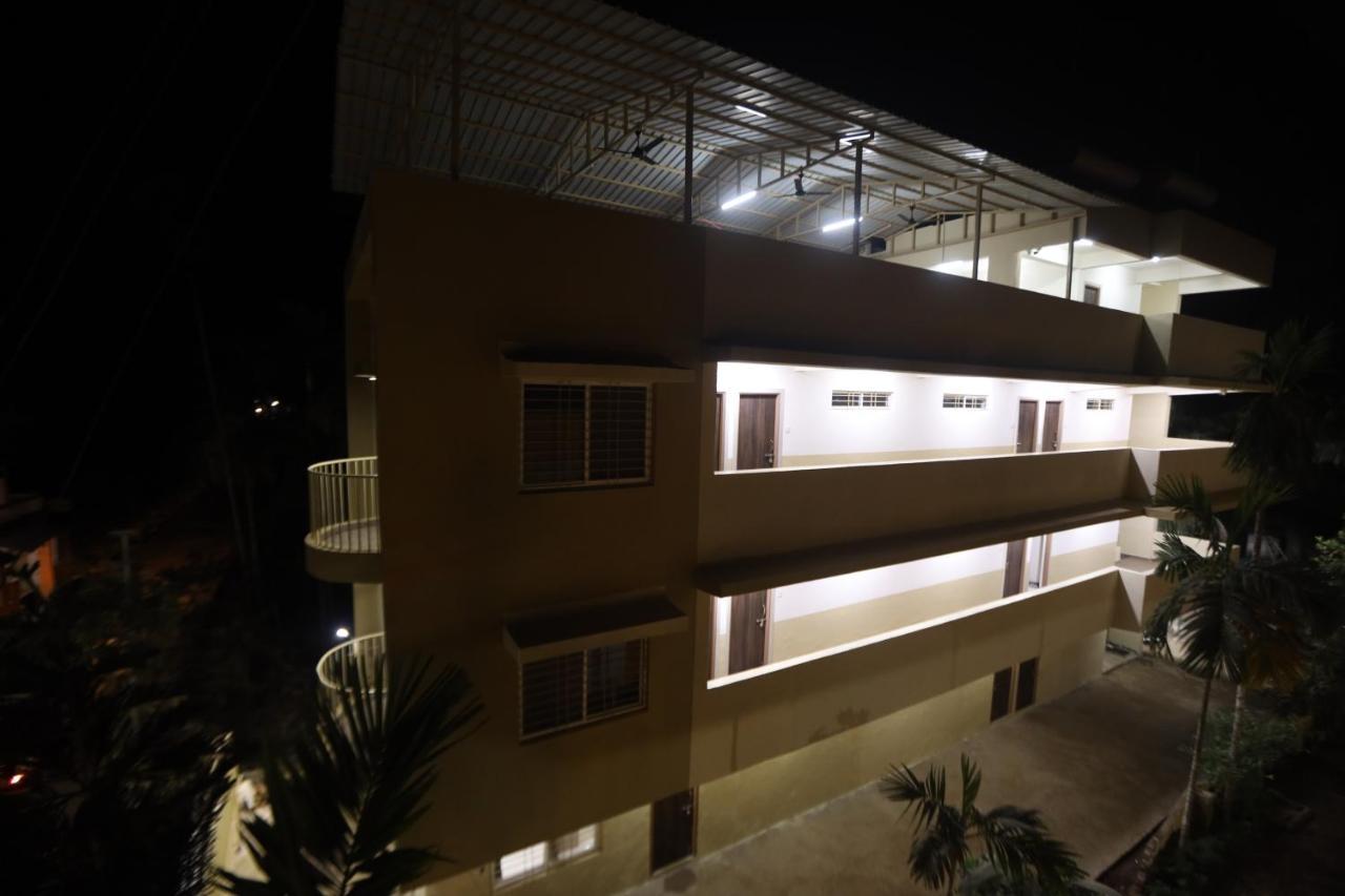 Shree Swami Samarth Resort Diveāgar Eksteriør bilde